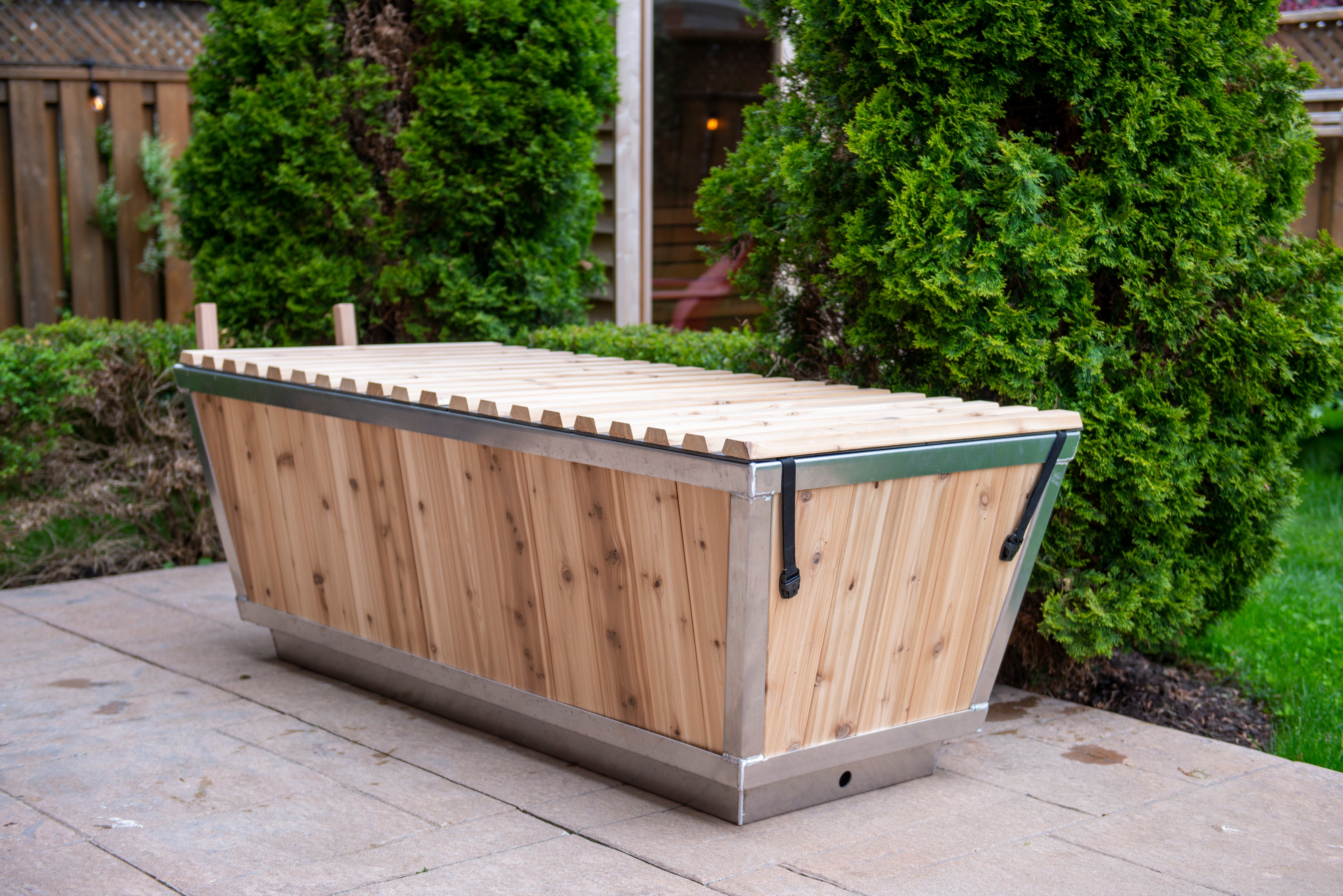 Polar Plunge Tub by Leisurecraft